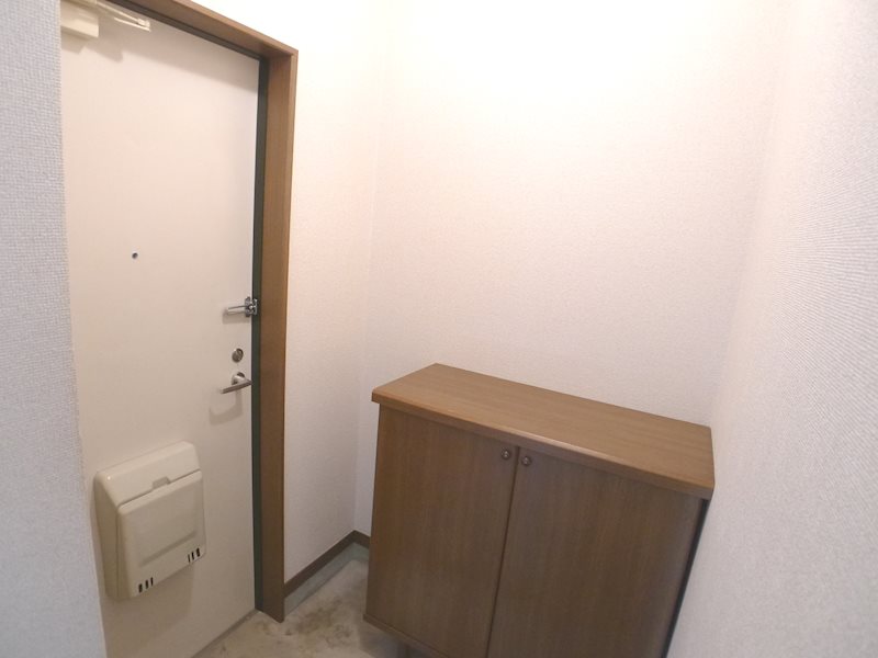 リヴェールキムラ 玄関
