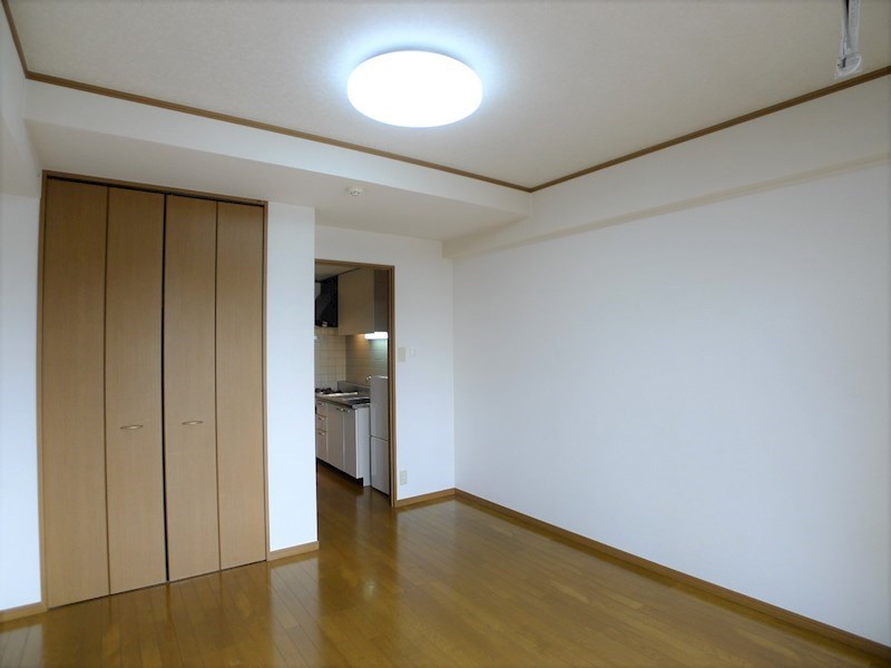 クルトゥラドーモ英萌Ⅱ リビング