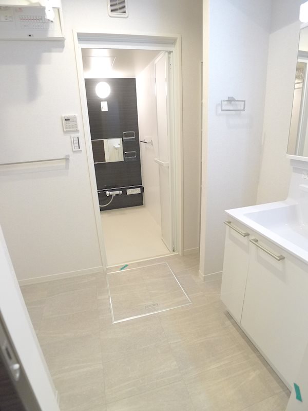 アンジュール その他4