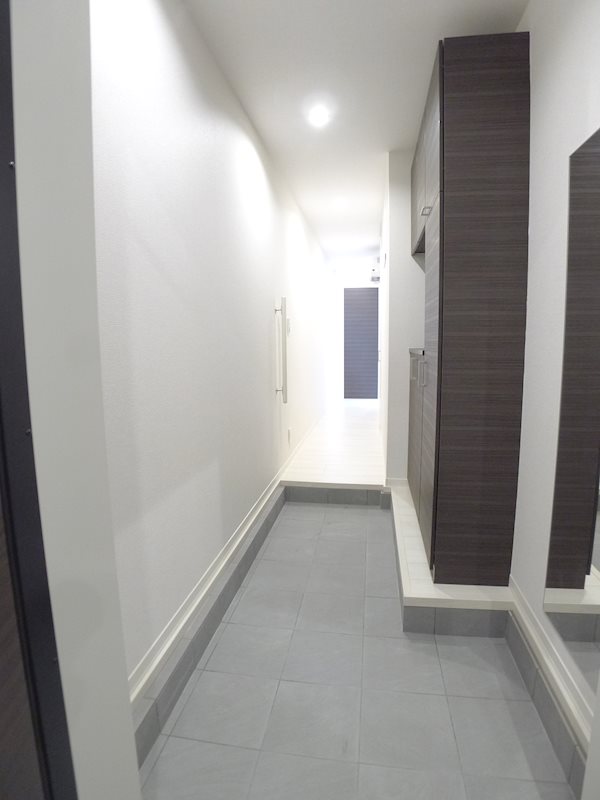 アンジュール 玄関