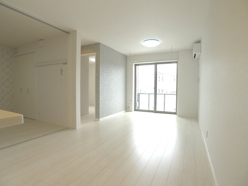 アンジュール リビング