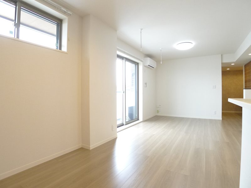 アンジュール リビング