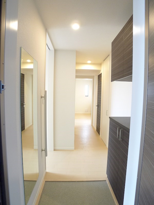 コンフォルト 玄関