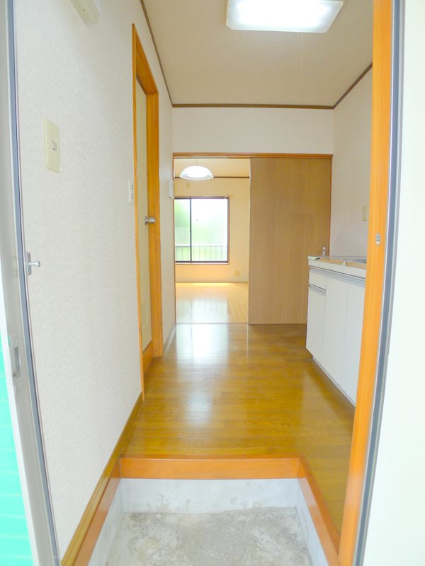 ハイネス福田 玄関