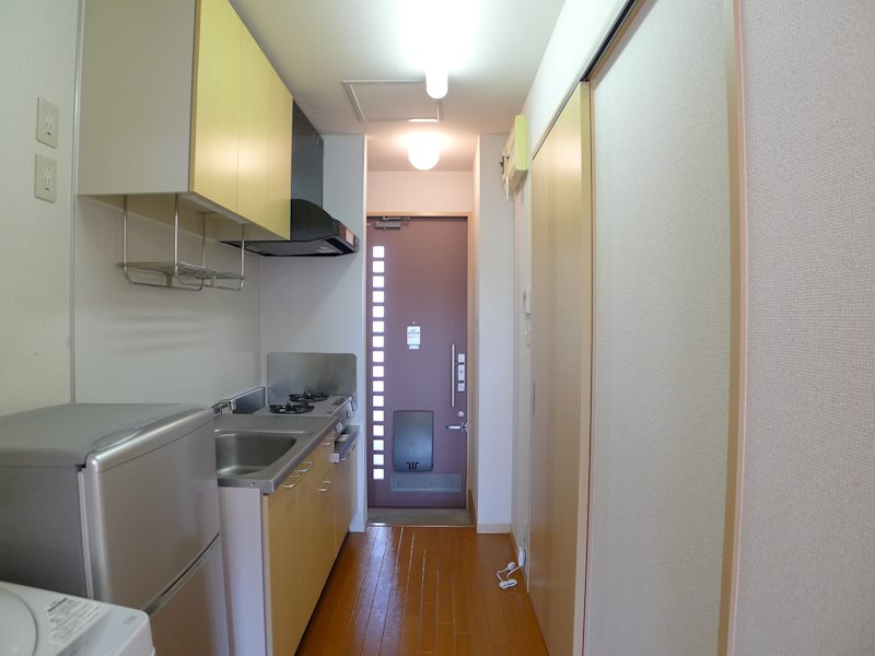 メープルパレス 玄関