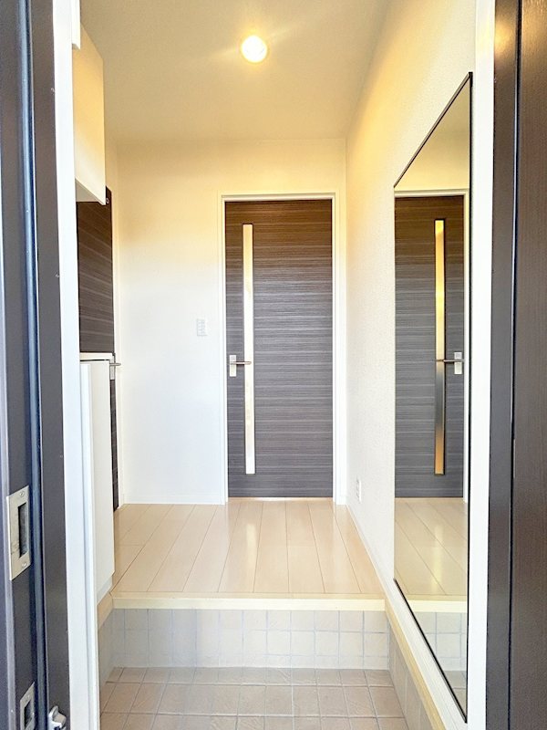 グリーンヒルKⅢ 玄関