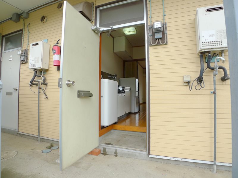 メゾン貝塚 玄関