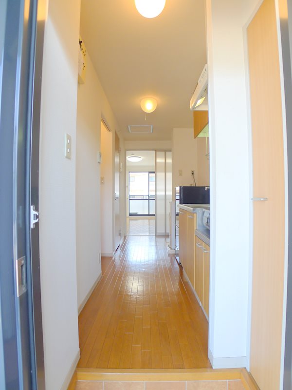 アクアパレス 玄関