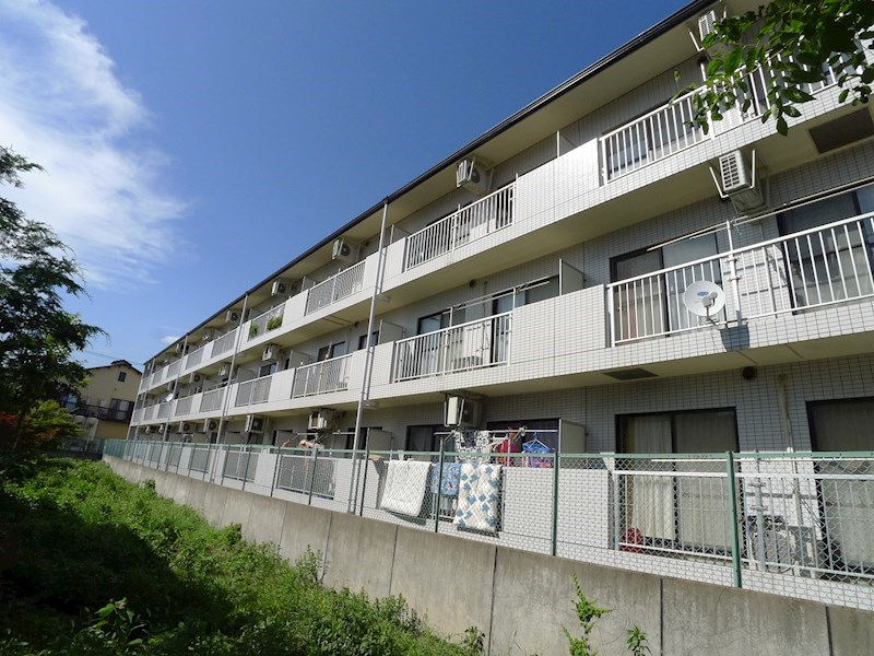 オークヒルズ 201号室 外観