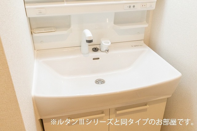 ココ　ラ　フェリーチェＢ その他1