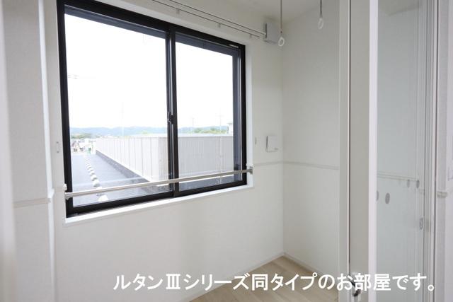 ココ　ラ　フェリーチェＢ その他3