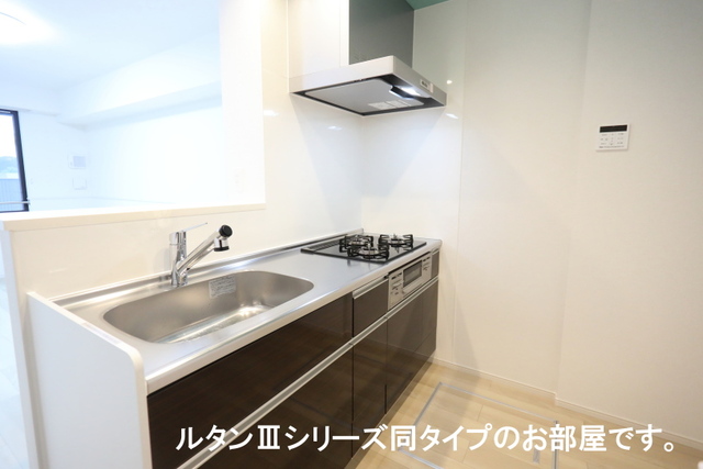 ココ　ラ　フェリーチェＢ キッチン