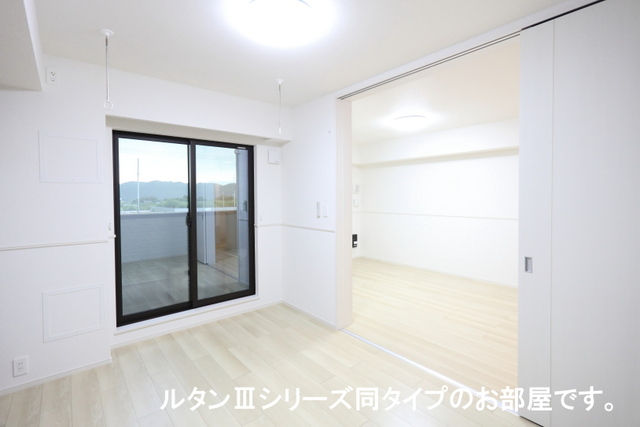 ココ　ラ　フェリーチェＢ その他5