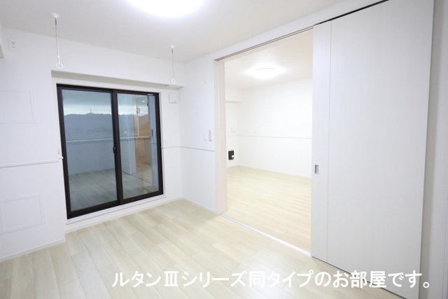 ココ　ラ　フェリーチェＢ その他5