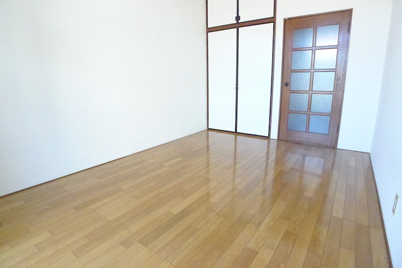 フレンドハイム ベッドルーム