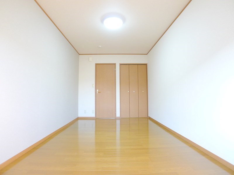 シャルム中村Ⅱ ベッドルーム