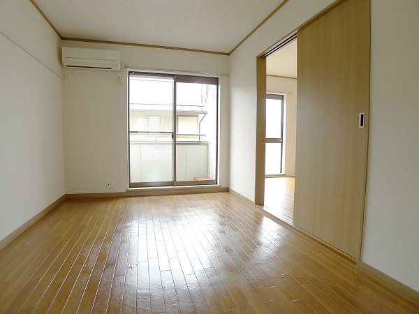 アティアス千代田 リビング