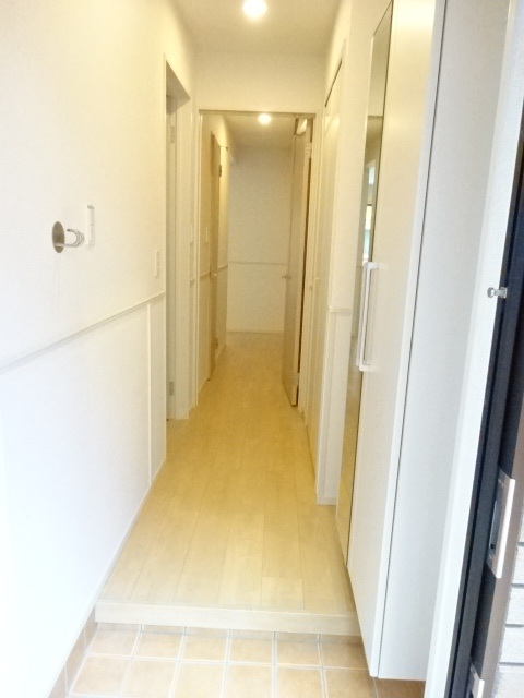 メゾン・プラシードⅡ 玄関