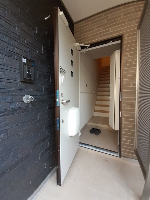 ノーブルＭ 玄関