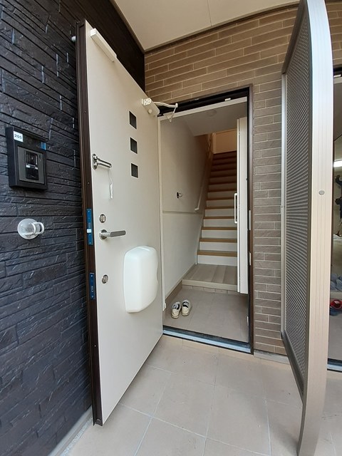 ノーブルＭ 玄関