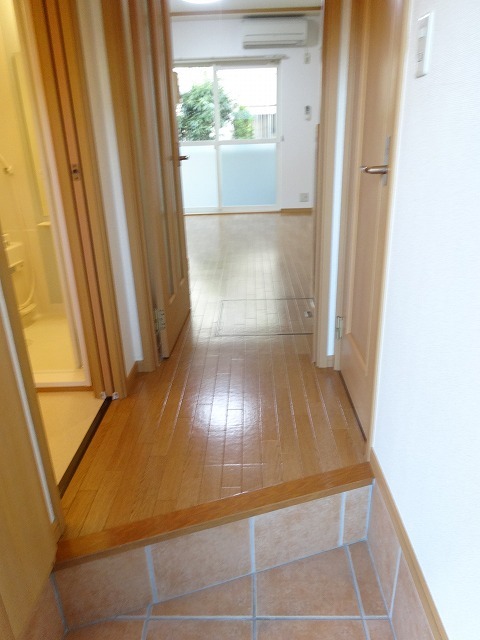 カーサエテルノ 玄関