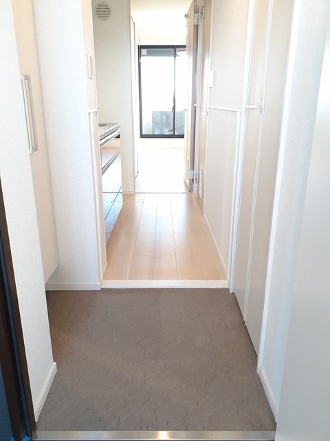 ラ・ポーズ 玄関