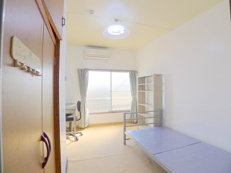 景中寮 リビング