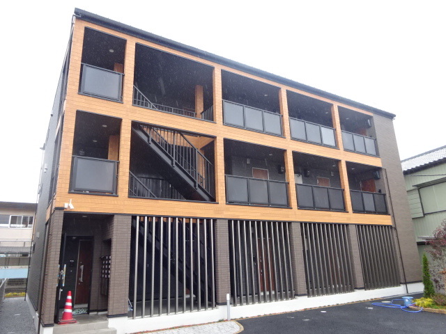 スカイガーデン 201号室 外観