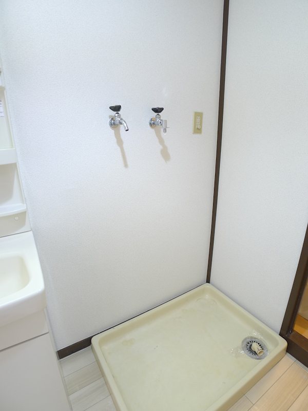 サバーバン1号棟 その他8