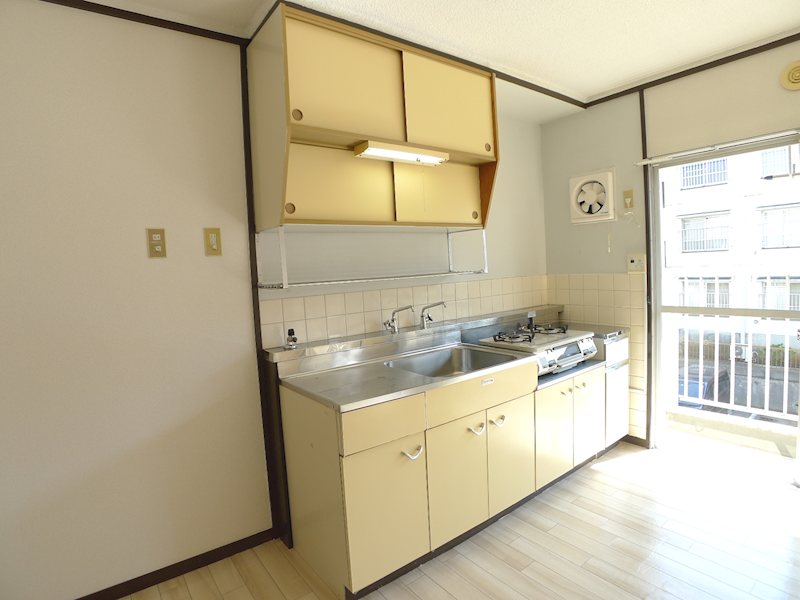 サバーバン1号棟 キッチン