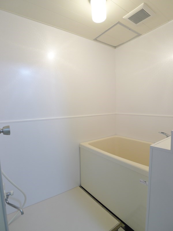 サバーバン1号棟 風呂画像