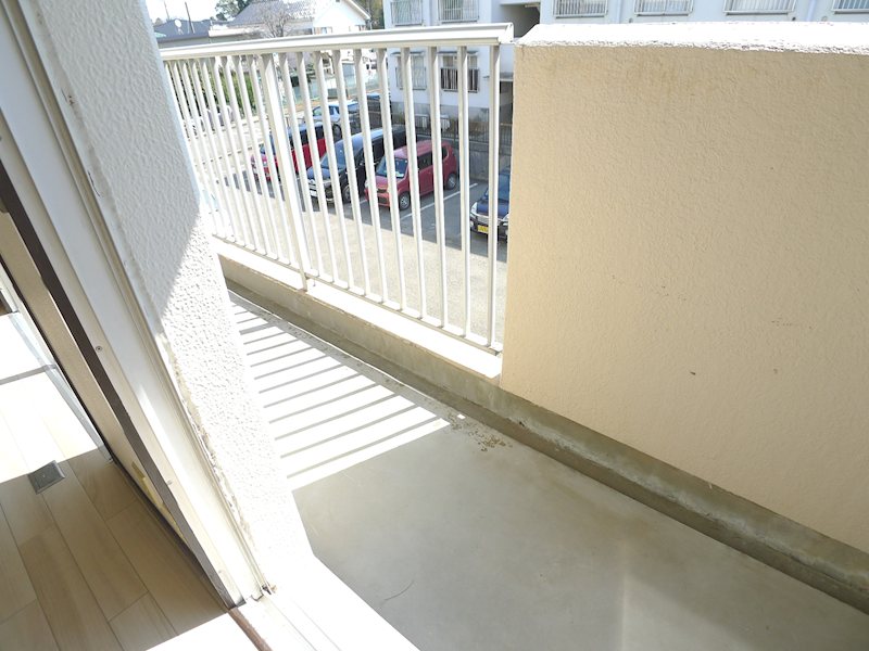 サバーバン1号棟 ベランダ