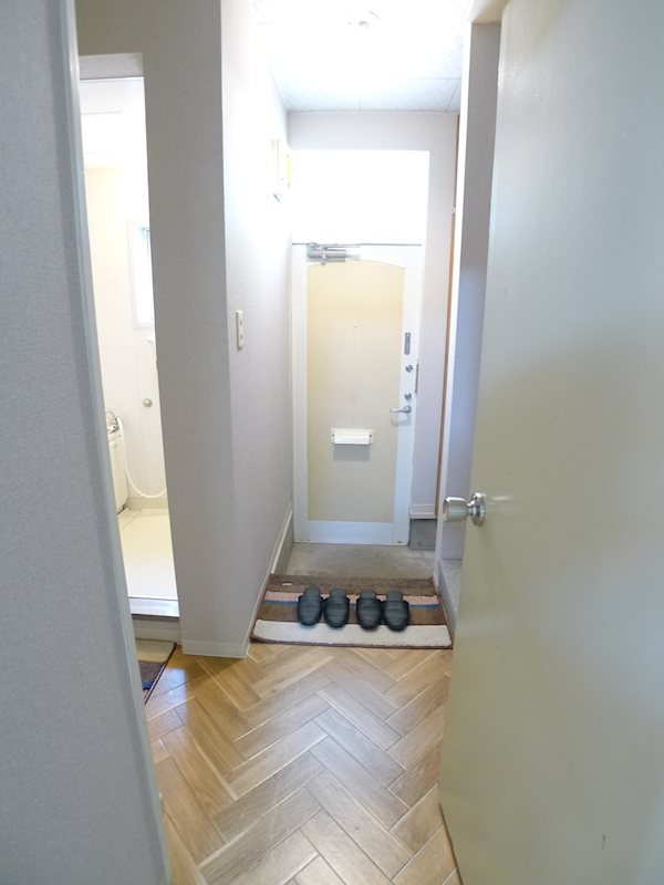 パークサイド若松Ａ棟 玄関