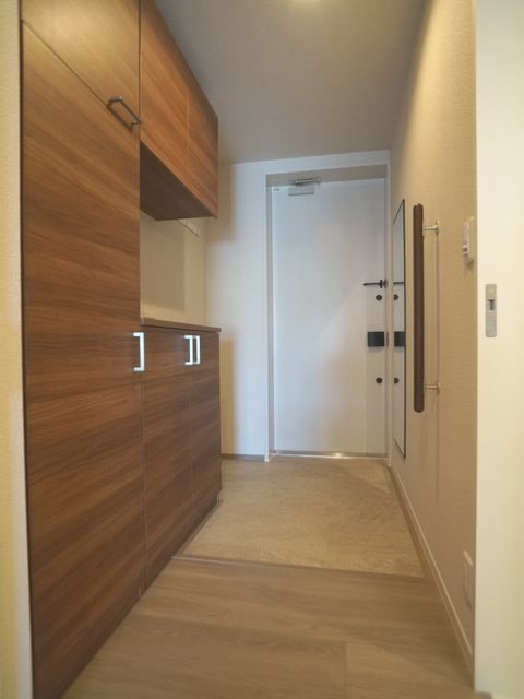 Y&amp;#39;s/HOUSE 玄関