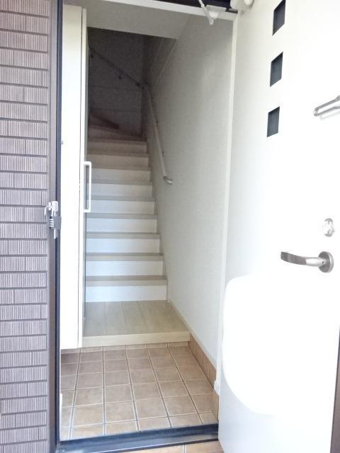 Ｒ．ラパン 玄関