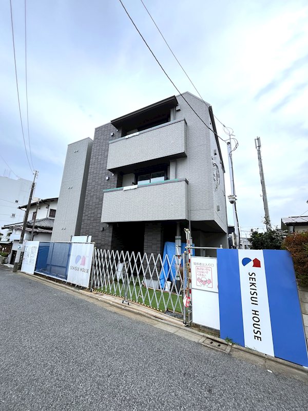 リベラル泉町 103号室 外観