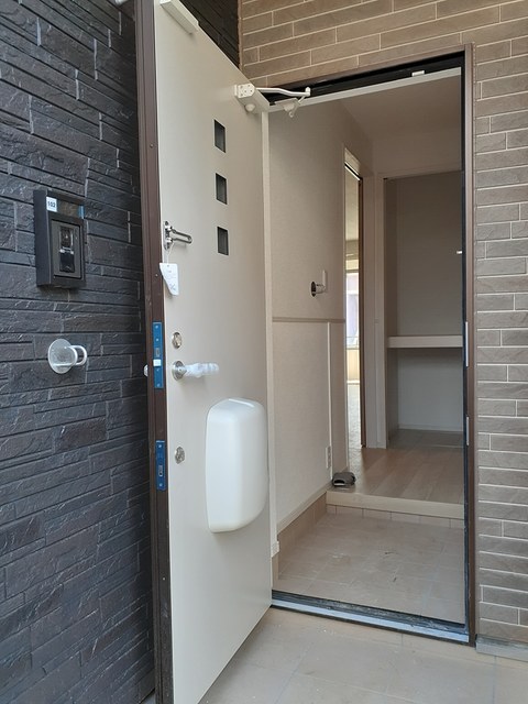 ノーブルＭ 玄関