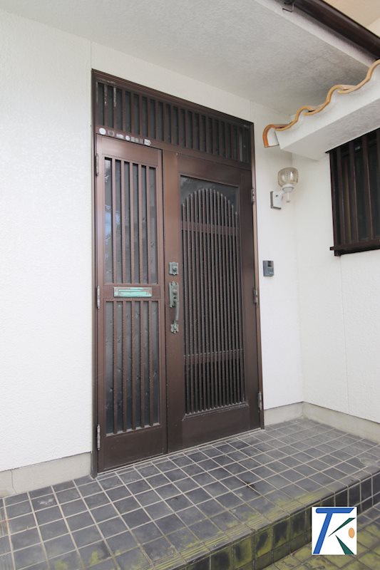 大塚町貸家 玄関