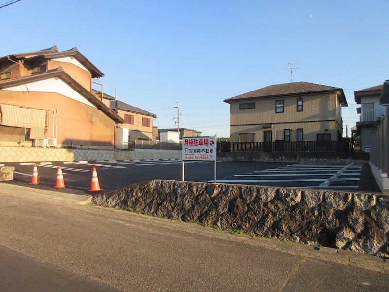 尾張旭市城山町城山駐車場　A198 外観
