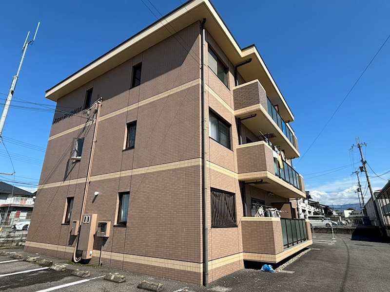 メゾンドララバイ 外観