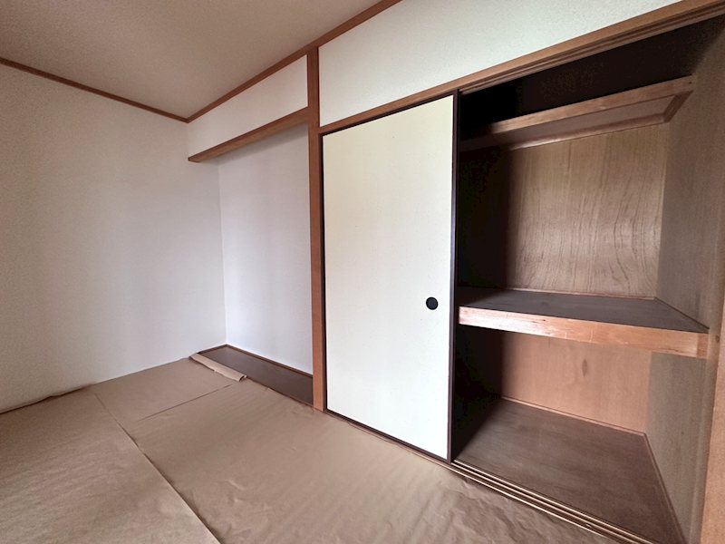 メゾンキャピトル  収納