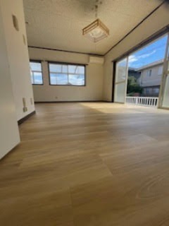 滋賀県東近江市建部堺町 内装