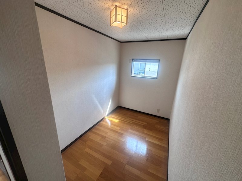 滋賀県東近江市建部堺町 子供部屋
