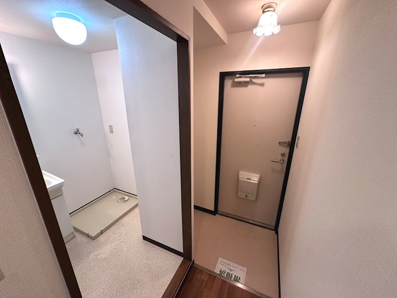 Chez‐soi　TATSUMI 玄関