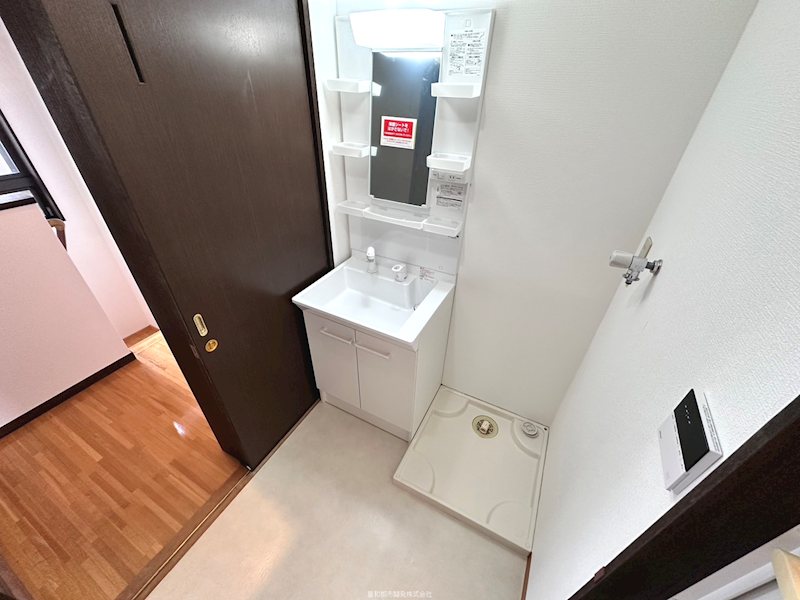 ローズガーデン２号館 B棟 洗面所