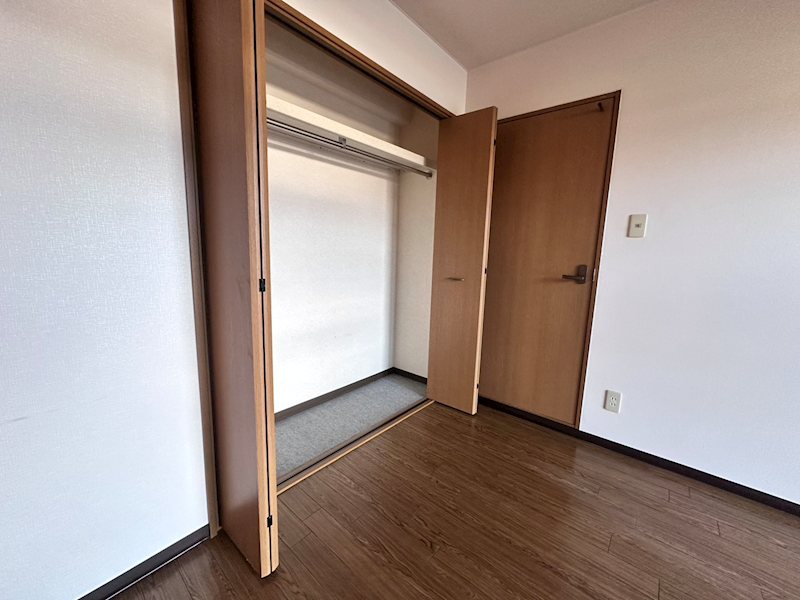 パルティールⅠ番館 収納