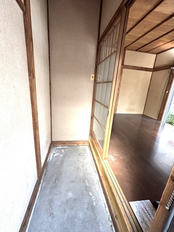 錦町1丁目貸家 玄関