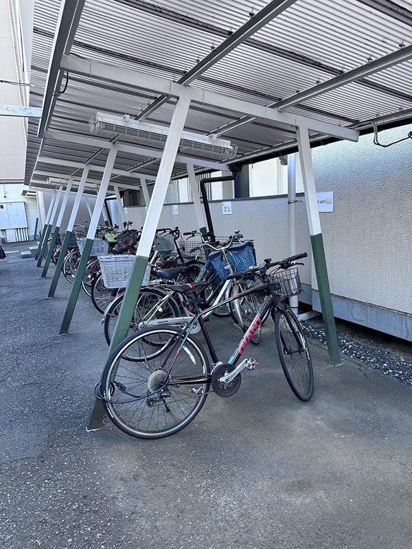 日建プリムローズ浦和 駐車場