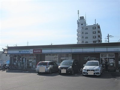 メルローズプレース コンビニ