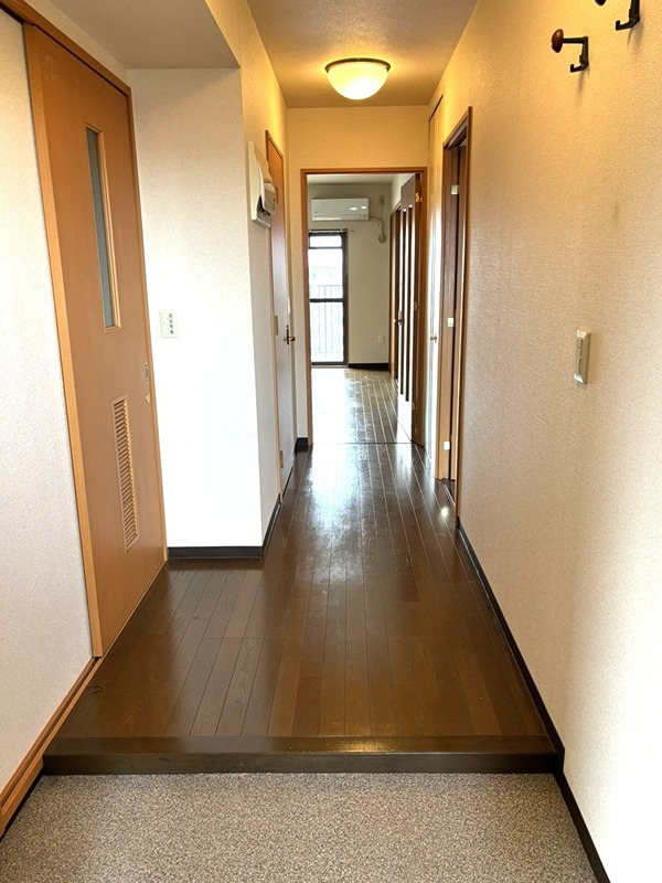 コーポレート上戸田 玄関